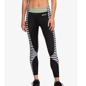 Swell Addict Sand To Sea 7/8 Leggings NWT